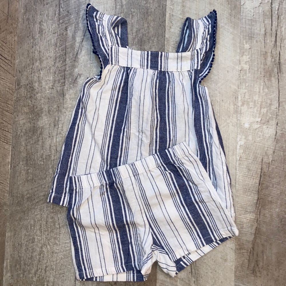 Carter’s outfit size 4
